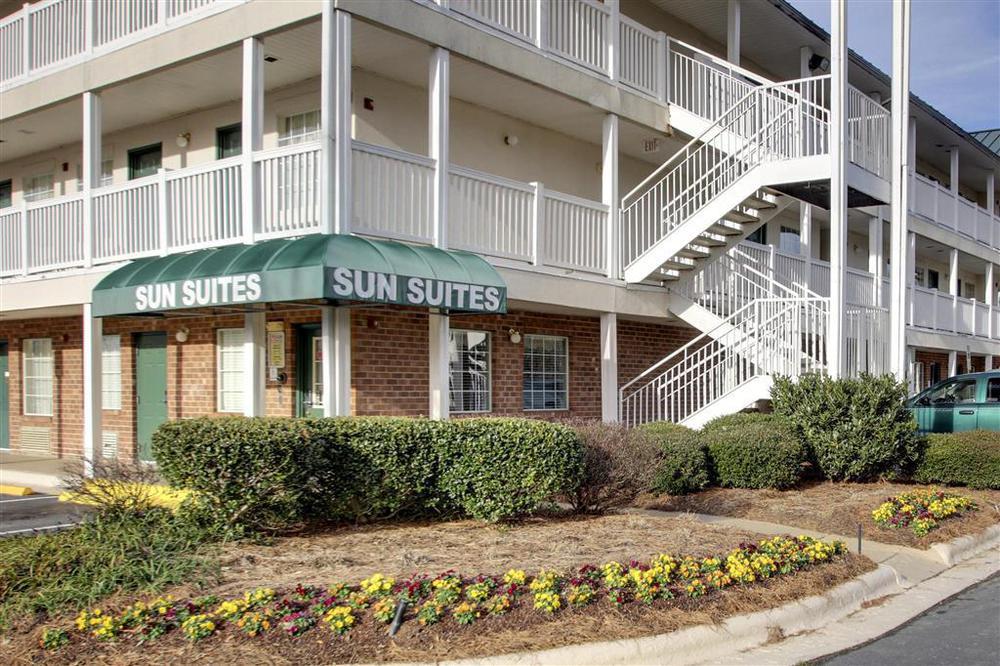 Intown Suites Extended Stay Charlotte Nc -East Independence Dış mekan fotoğraf