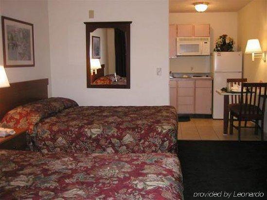Intown Suites Extended Stay Charlotte Nc -East Independence Oda fotoğraf