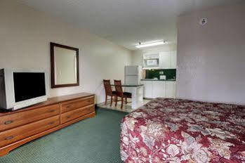 Intown Suites Extended Stay Charlotte Nc -East Independence Dış mekan fotoğraf
